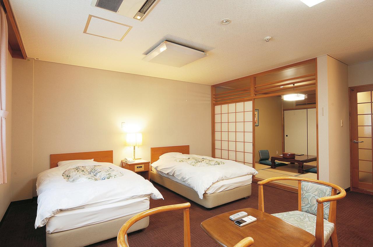 本宫 山百合渡濑温泉日式旅馆酒店 外观 照片